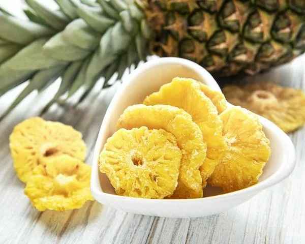 تصویر 2 از آناناس خشک طبیعی با طعم اصیل و بدون افزودنی